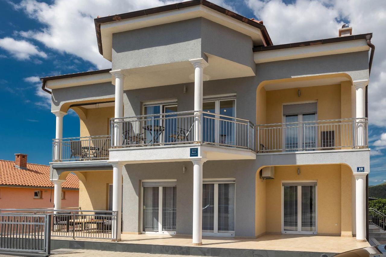 Apartmani Dea Crikvenica Luaran gambar